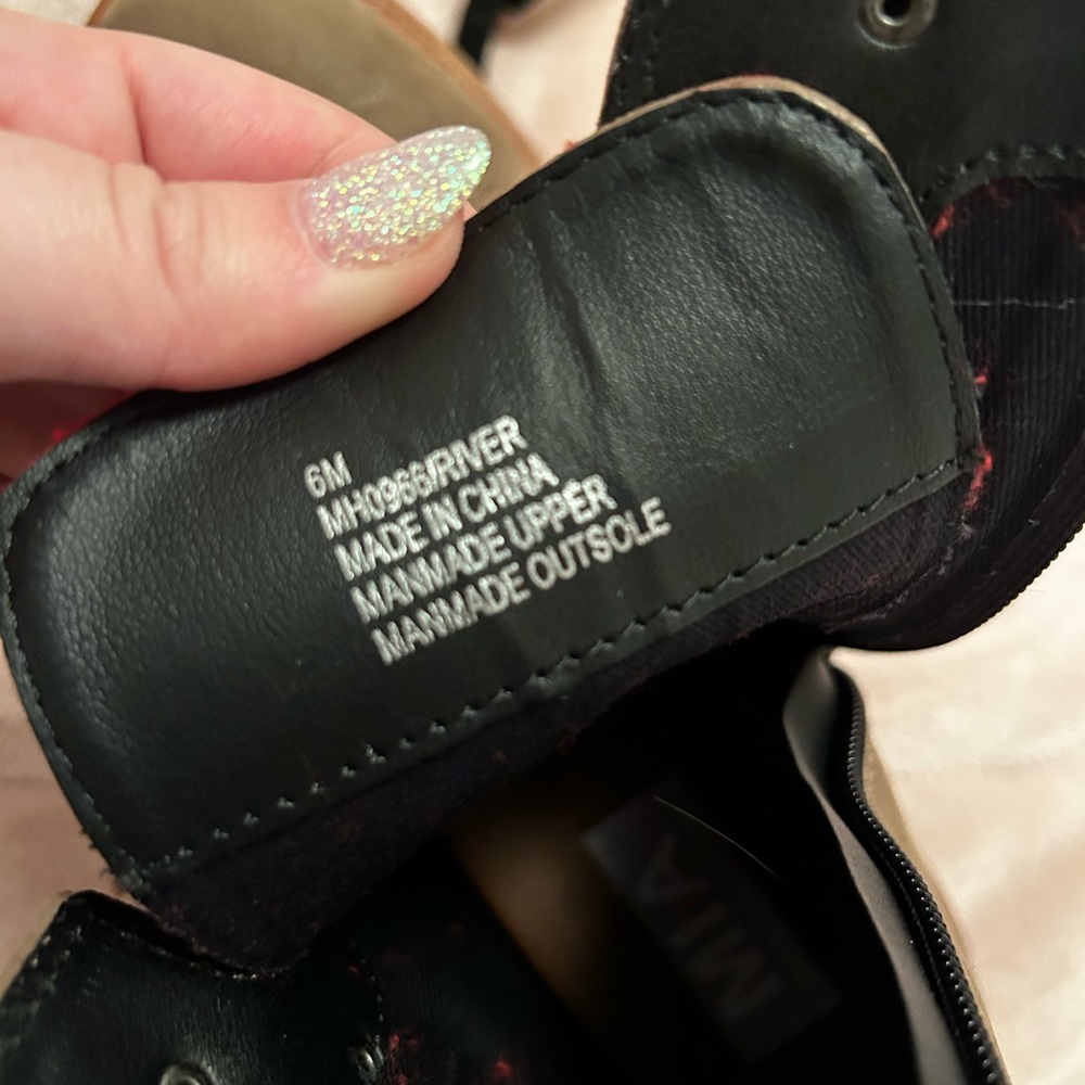 Combat Boots - Picture 4 of 5